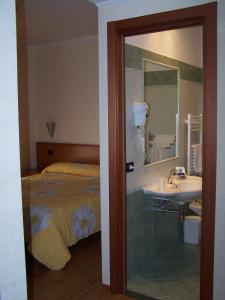 Hotel Hilary