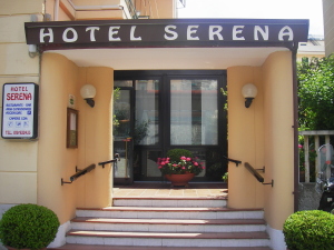 Hotel Serena