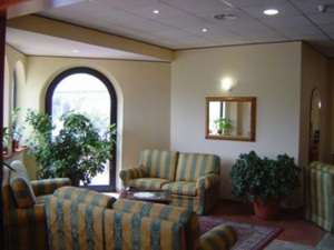 Salaria Hotel