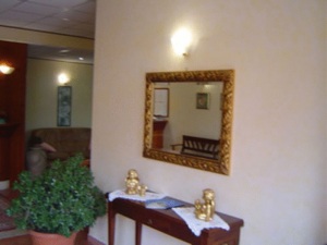 Salaria Hotel