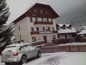Hotel 2000