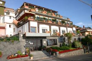 Hotel Primavera Dell'Etna