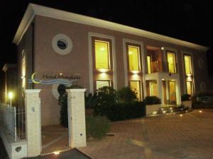 Hotel Mareluna