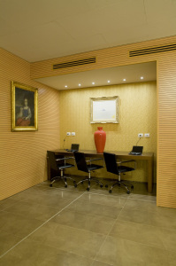 Base Hotel To Work