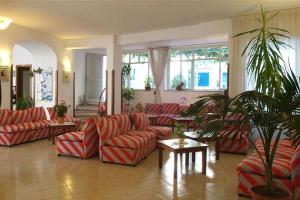 Hotel Torre Di Milo