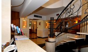 Hotel Executive