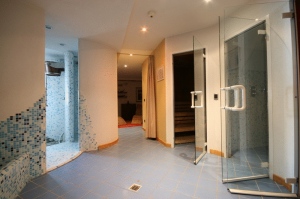 Alexander Charme Hotel