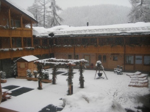 Boscone Suite Hotel