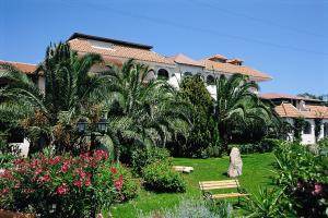 Colonna Beach Hotel