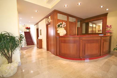 Hotel Citt?? 2000