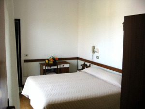 Hotel Ascot