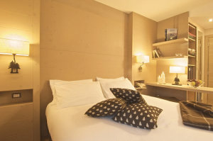 Hotel Al??