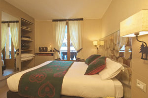Hotel Al??