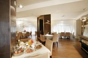 Hotel Parigi 2