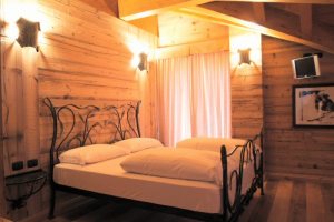 Hotel Arisch