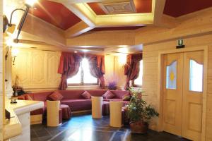 Hotel Arisch