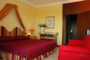 Domizia Palace Hotel