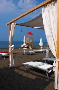 Domizia Palace Hotel