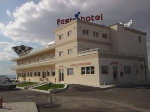 FastmHotel