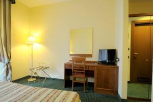 King Rose Hotel