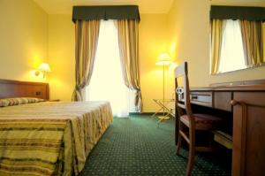 King Rose Hotel
