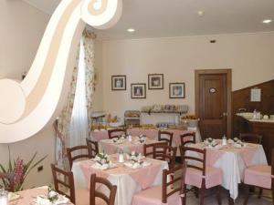 Villa Raffaello Park Hotel