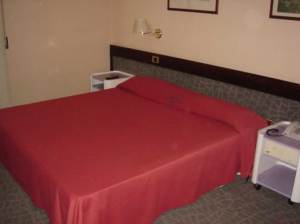 Benny Hotel