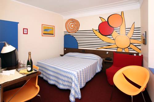 Hotel Cairoli