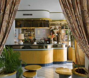 Hotel Fini