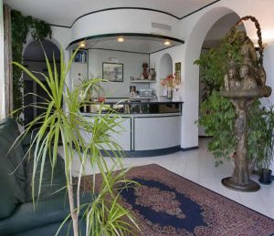 Hotel Fini