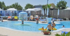 La Isla Resort