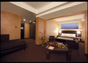 E' Hotel