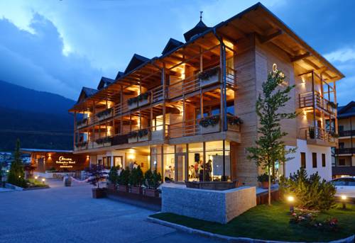 Corona Dolomites Hotel