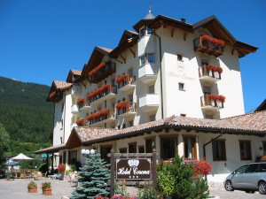 Corona Dolomites Hotel
