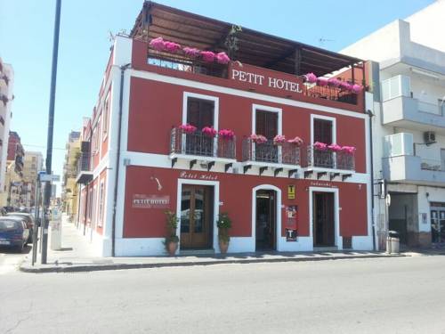 Petit Hotel