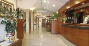 Hotel Iris