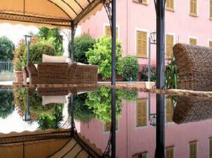 Arco Di Travertino