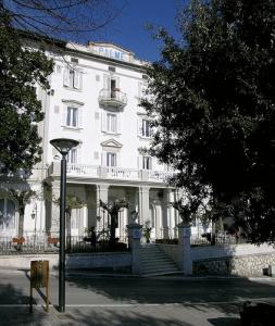 Alexander Hotel Palme