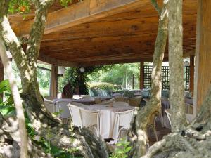 Swadeshi Sporting Hotel