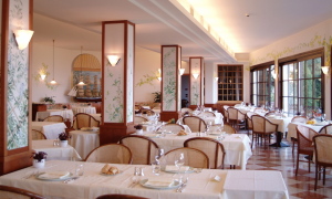 Hotel Madrigale - The Panoramic Resort