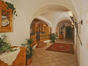 Hotel La Fradora - Dolomites Hotel