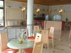 Village Hotel Lucia