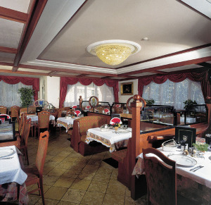 Schloss Hotel Dolomiti