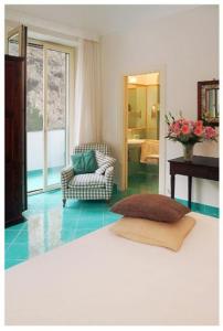 Villa Lara Hotel