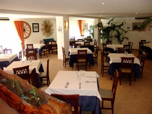 Kalos Hotel
