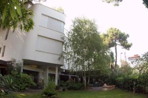 Hotel Columbia