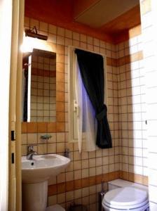 Almes Roma B&B