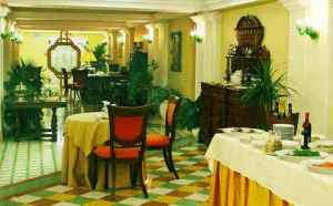 Ares Hotel