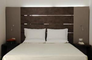 Base Hotel To Stay
