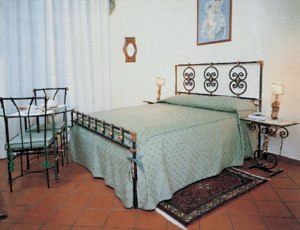 Parteno Bed And Breakfast